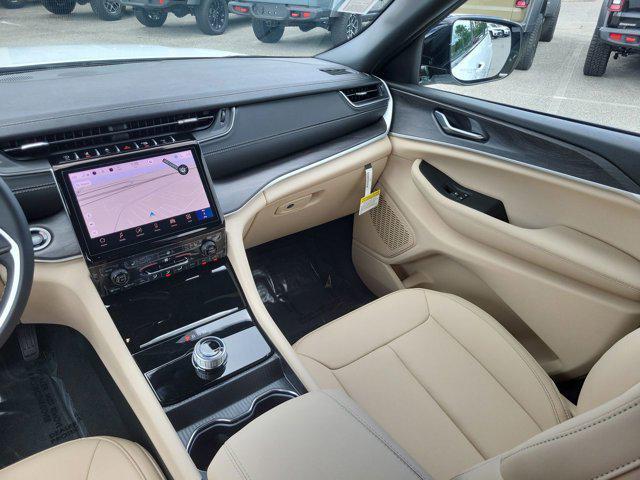 new 2025 Jeep Grand Cherokee L car, priced at $40,330