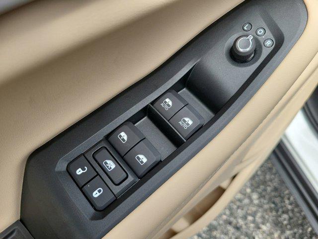 new 2025 Jeep Grand Cherokee car, priced at $36,389