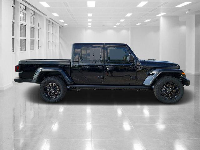 new 2025 Jeep Gladiator car, priced at $40,936