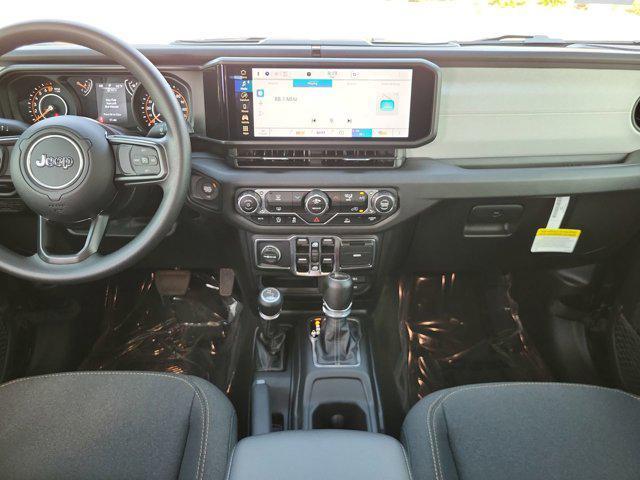 new 2025 Jeep Gladiator car, priced at $40,936