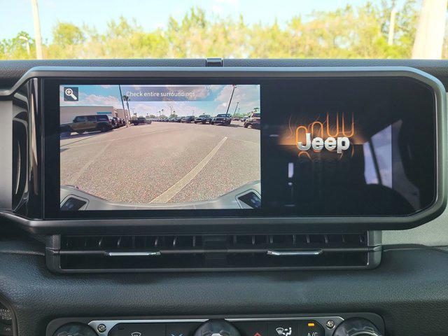 new 2025 Jeep Gladiator car, priced at $40,936