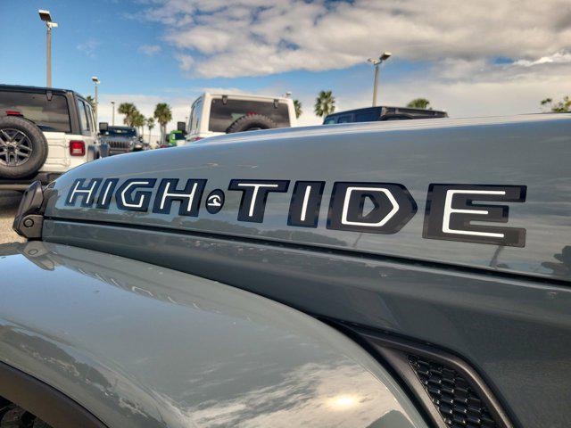 new 2025 Jeep Gladiator car, priced at $42,113