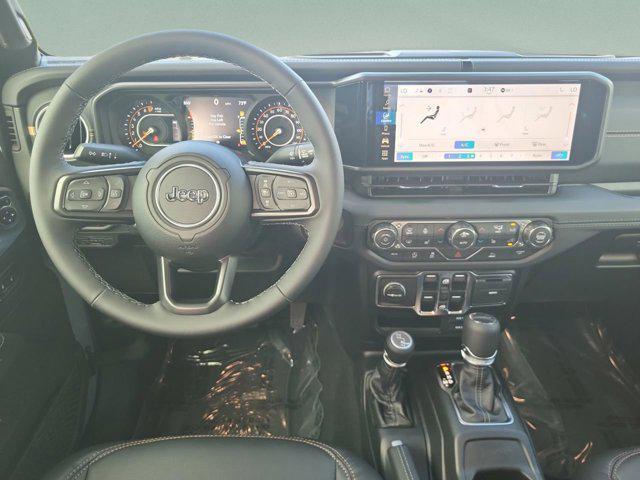 new 2025 Jeep Gladiator car, priced at $39,980