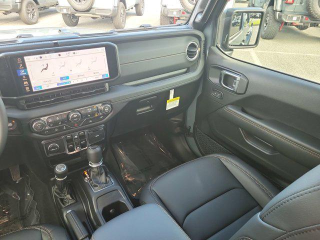 new 2025 Jeep Gladiator car, priced at $42,113