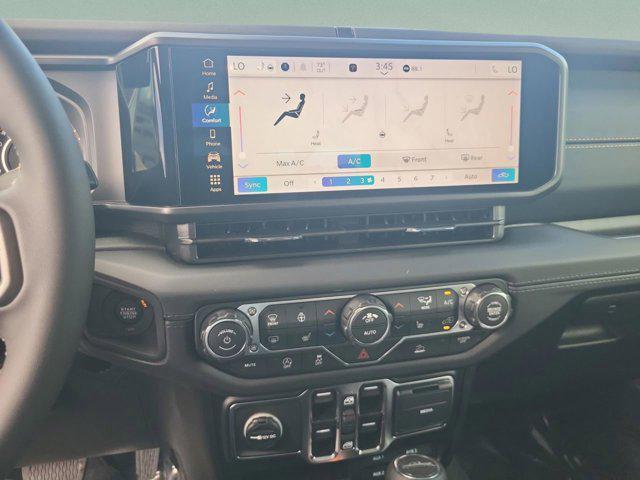 new 2025 Jeep Gladiator car, priced at $39,980