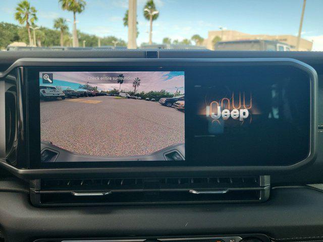 new 2025 Jeep Gladiator car, priced at $42,113