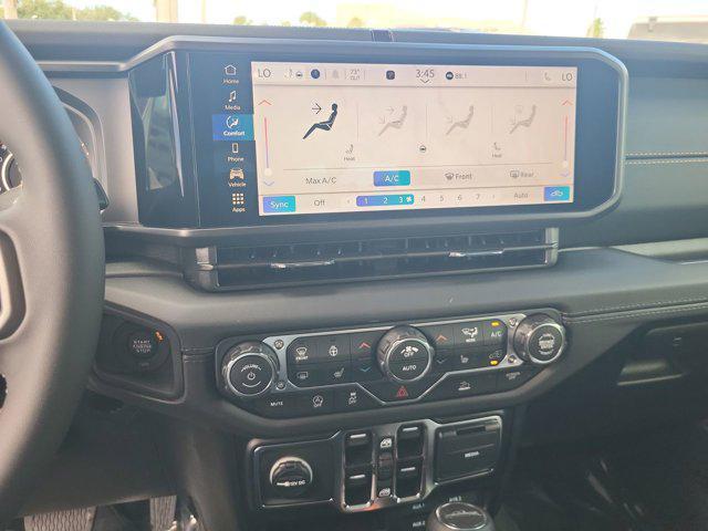 new 2025 Jeep Gladiator car, priced at $42,113