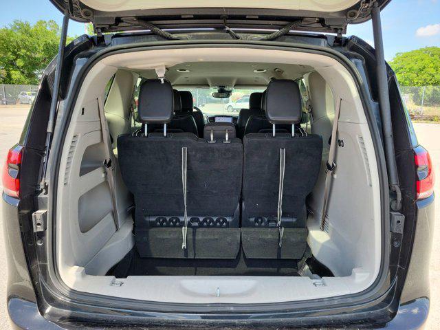 used 2022 Chrysler Pacifica car, priced at $18,892