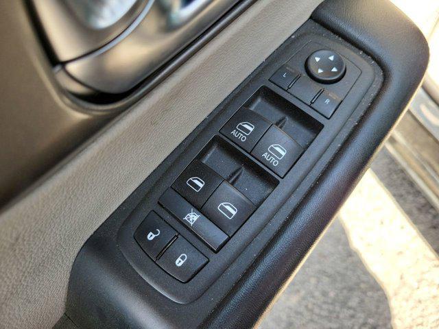 used 2022 Chrysler Pacifica car, priced at $18,892