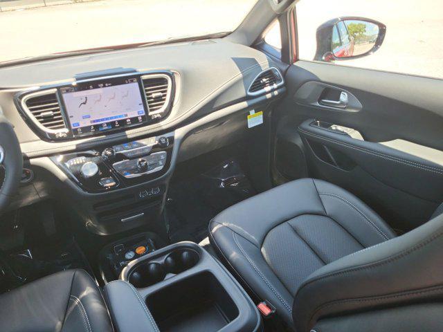 new 2025 Chrysler Pacifica car, priced at $42,517