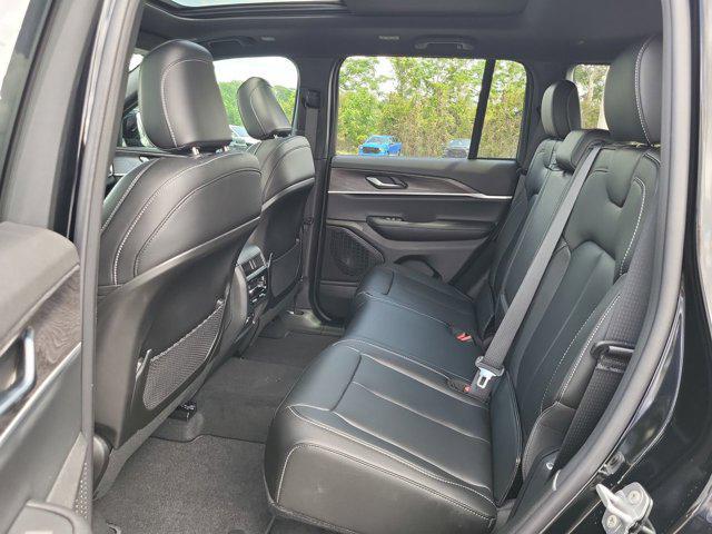 new 2025 Jeep Grand Cherokee car, priced at $40,695