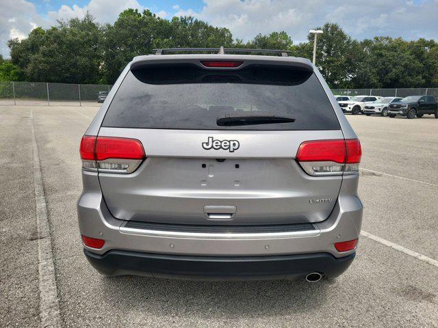 used 2017 Jeep Grand Cherokee car, priced at $15,480