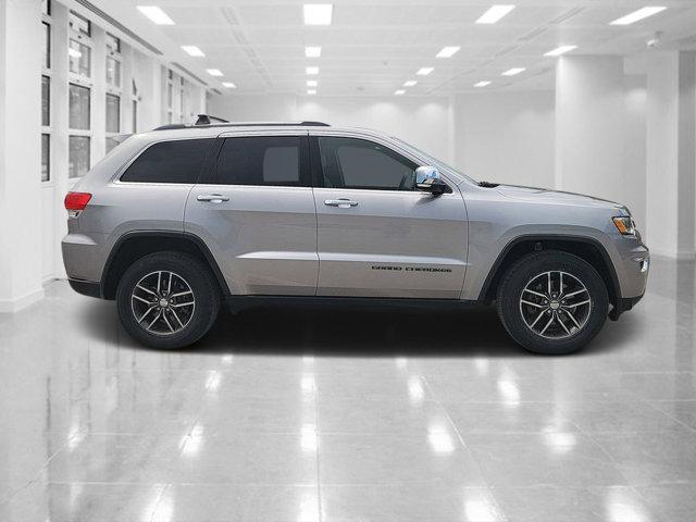 used 2017 Jeep Grand Cherokee car, priced at $15,175