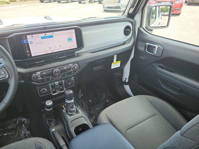 new 2025 Jeep Gladiator car, priced at $39,585