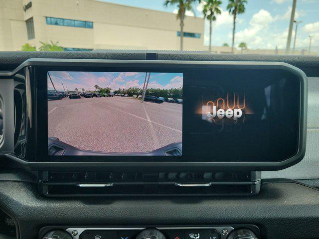 new 2025 Jeep Gladiator car, priced at $39,585