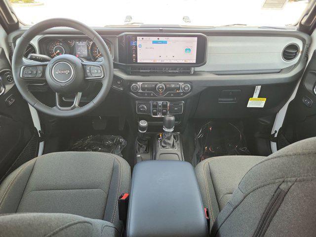 new 2025 Jeep Gladiator car, priced at $39,585
