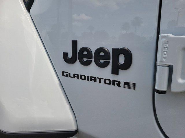 new 2025 Jeep Gladiator car, priced at $39,585