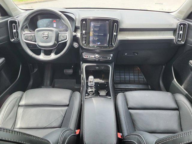 used 2020 Volvo XC40 car, priced at $24,680