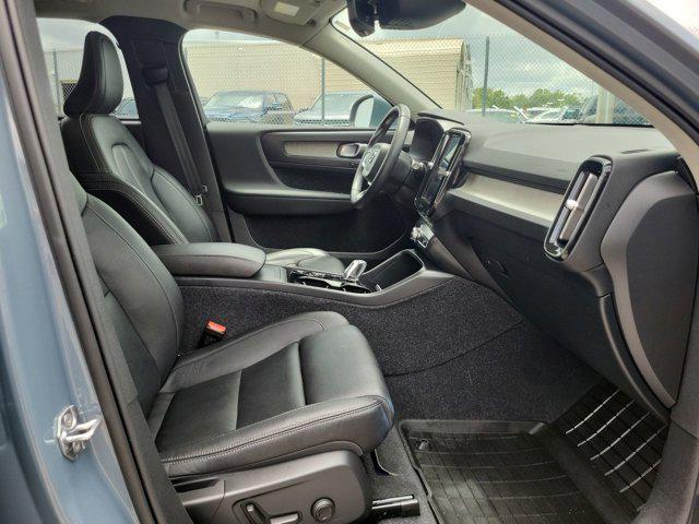 used 2020 Volvo XC40 car, priced at $24,680
