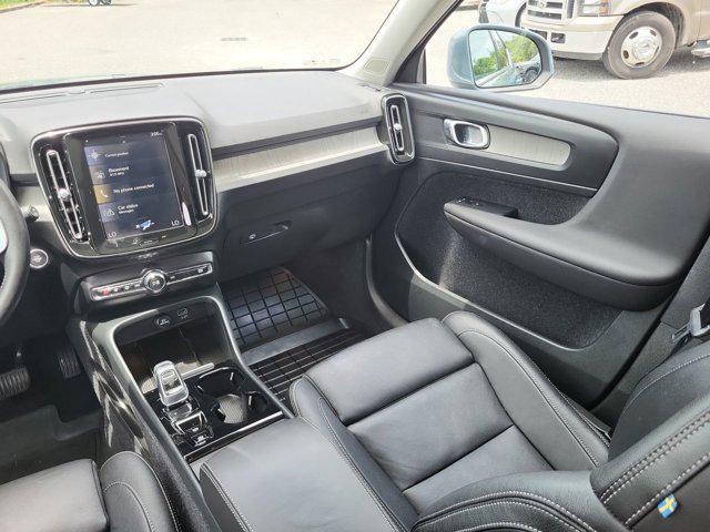 used 2020 Volvo XC40 car, priced at $24,680