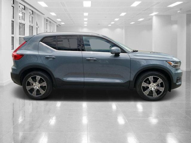 used 2020 Volvo XC40 car, priced at $24,680