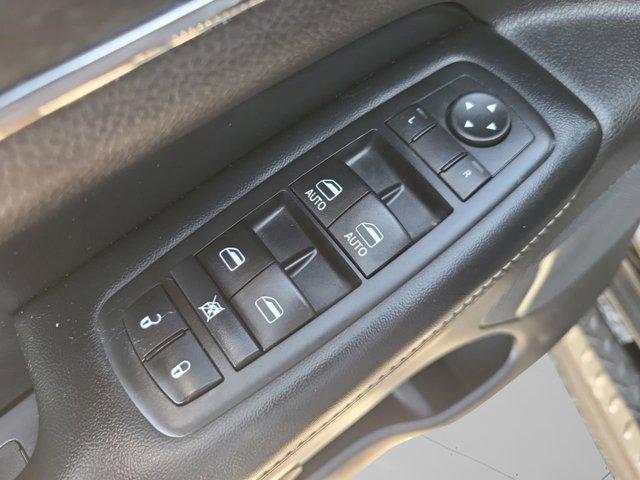 used 2017 Jeep Grand Cherokee car, priced at $10,900