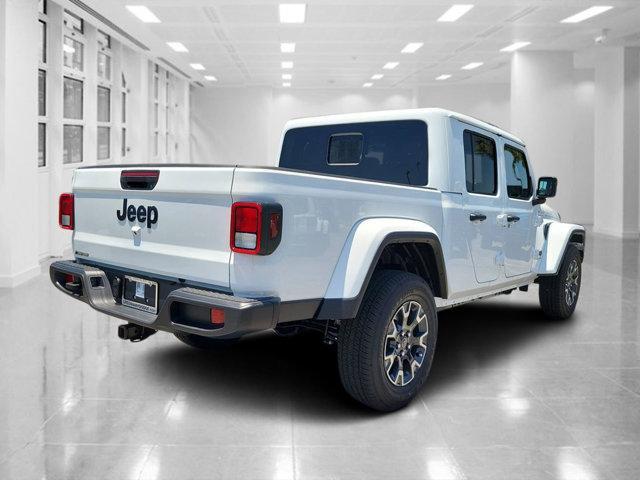 new 2024 Jeep Gladiator car, priced at $40,047