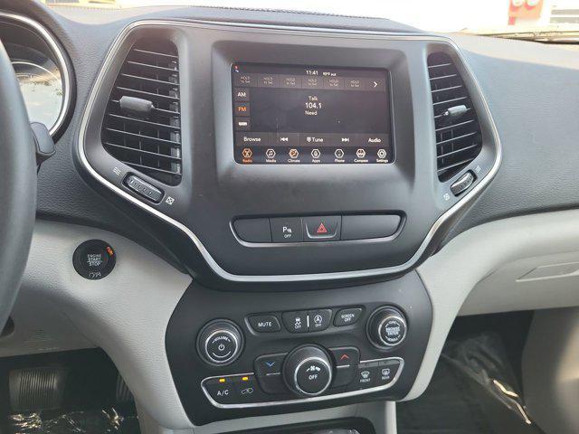 used 2020 Jeep Cherokee car, priced at $12,649