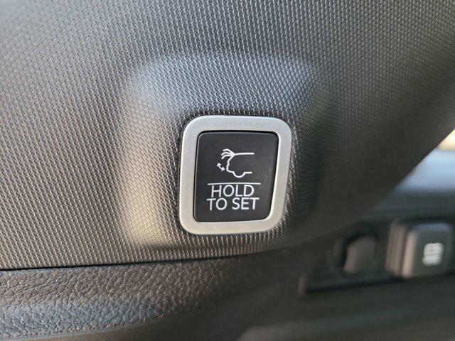 new 2025 Jeep Grand Cherokee car, priced at $36,907