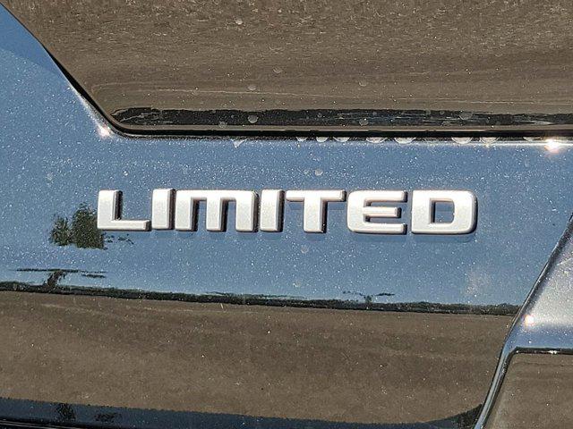 new 2025 Jeep Grand Cherokee car, priced at $36,907