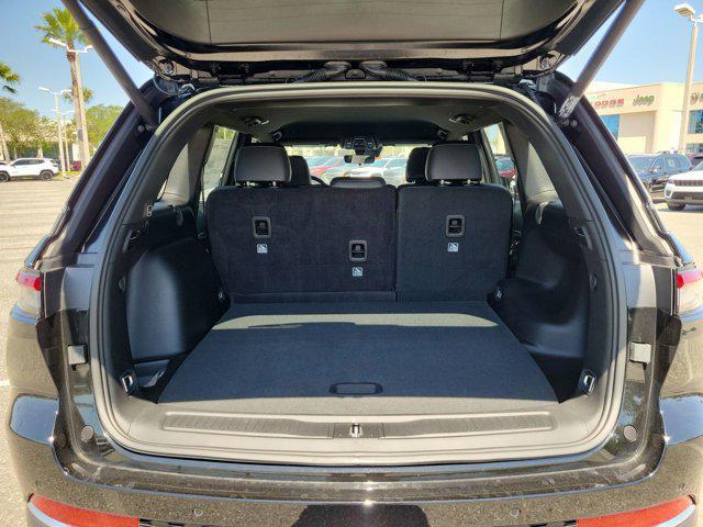 new 2025 Jeep Grand Cherokee car, priced at $36,907