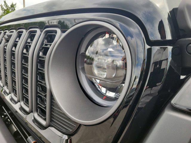 new 2025 Jeep Gladiator car, priced at $50,860
