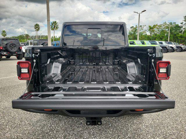 new 2025 Jeep Gladiator car, priced at $50,860