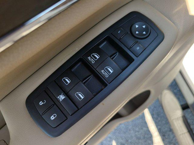 used 2016 Jeep Grand Cherokee car, priced at $12,508