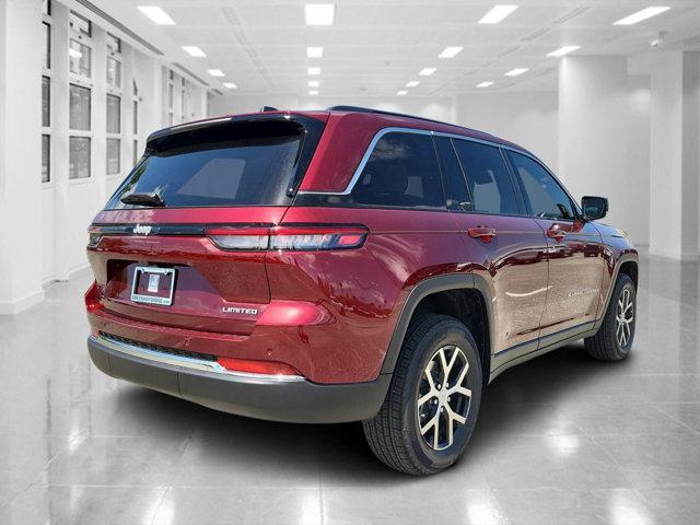 new 2025 Jeep Grand Cherokee car, priced at $44,695