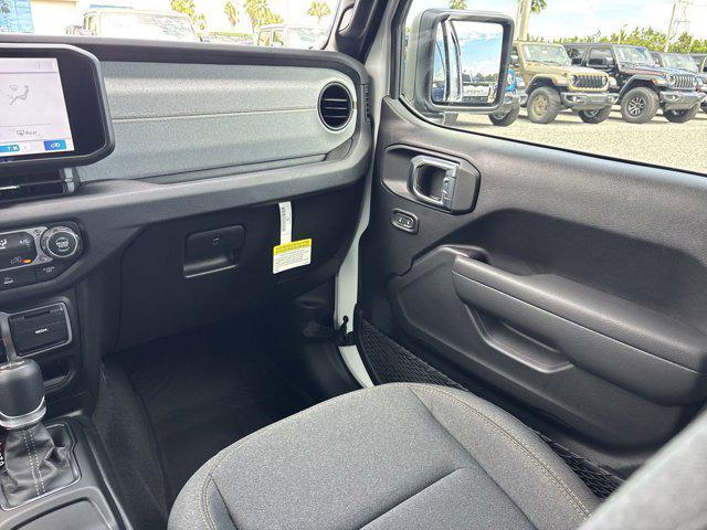 new 2025 Jeep Wrangler car, priced at $40,830