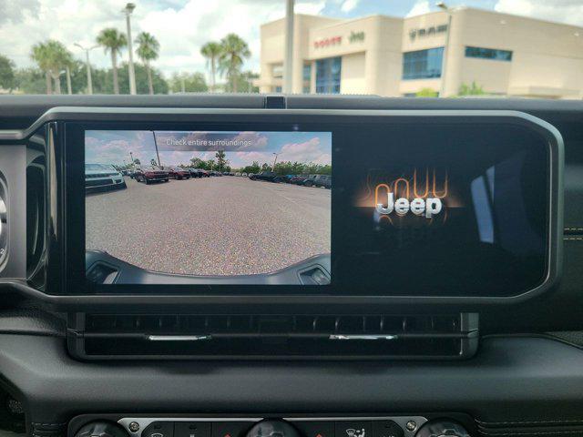 new 2025 Jeep Gladiator car, priced at $39,869