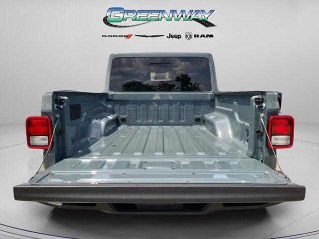 new 2025 Jeep Gladiator car, priced at $38,685