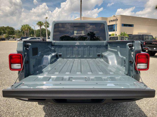 new 2025 Jeep Gladiator car, priced at $39,869