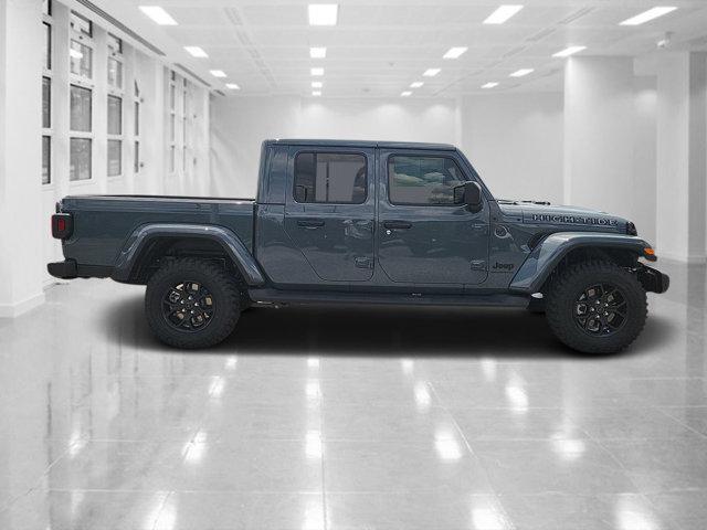 new 2025 Jeep Gladiator car, priced at $39,869
