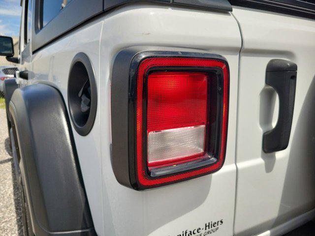 used 2021 Jeep Wrangler Unlimited car, priced at $29,944