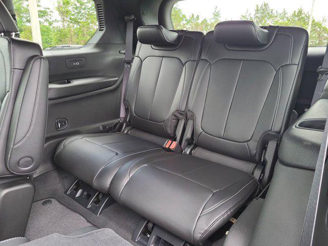new 2025 Jeep Grand Cherokee L car, priced at $41,904