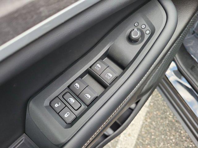 new 2025 Jeep Grand Cherokee L car, priced at $41,904