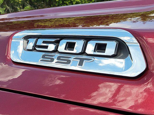 new 2025 Ram 1500 car, priced at $47,784