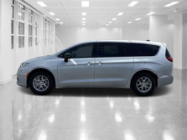 new 2026 Chrysler Pacifica car, priced at $40,445