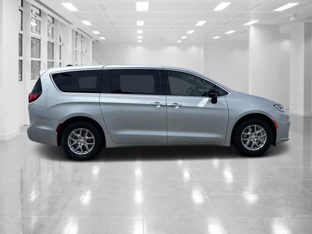 new 2026 Chrysler Pacifica car, priced at $40,445