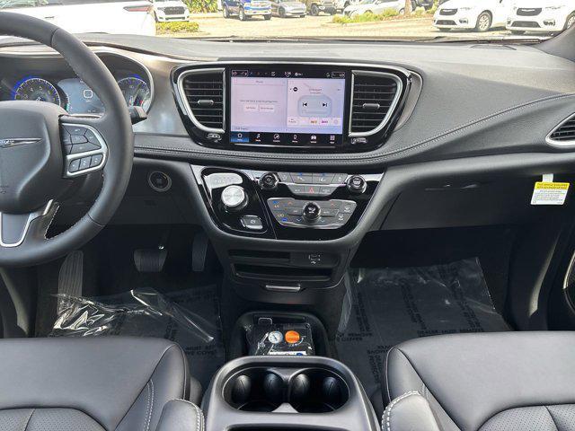 new 2026 Chrysler Pacifica car, priced at $40,445