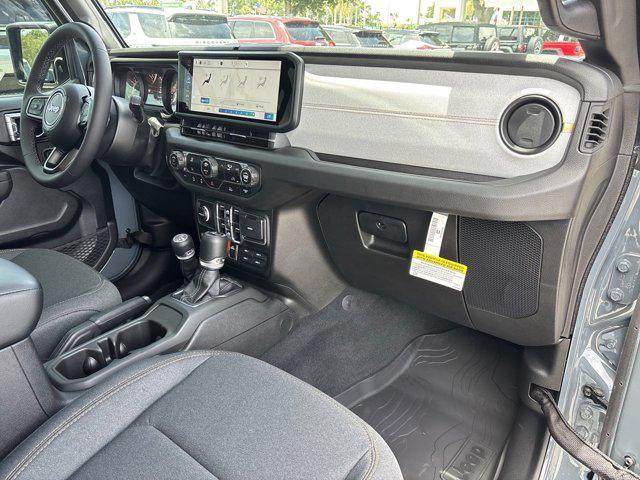 new 2025 Jeep Wrangler car, priced at $48,078