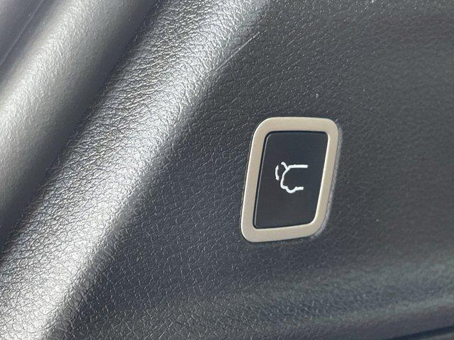 used 2022 Chrysler Pacifica car, priced at $31,492