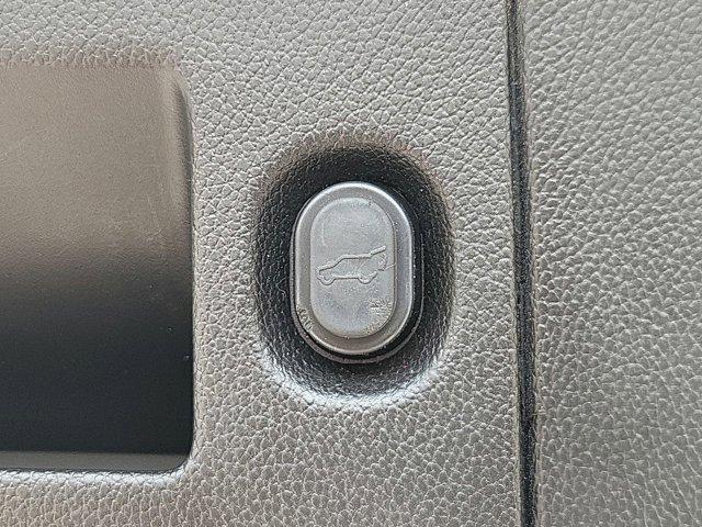 used 2018 Cadillac Escalade ESV car, priced at $31,383